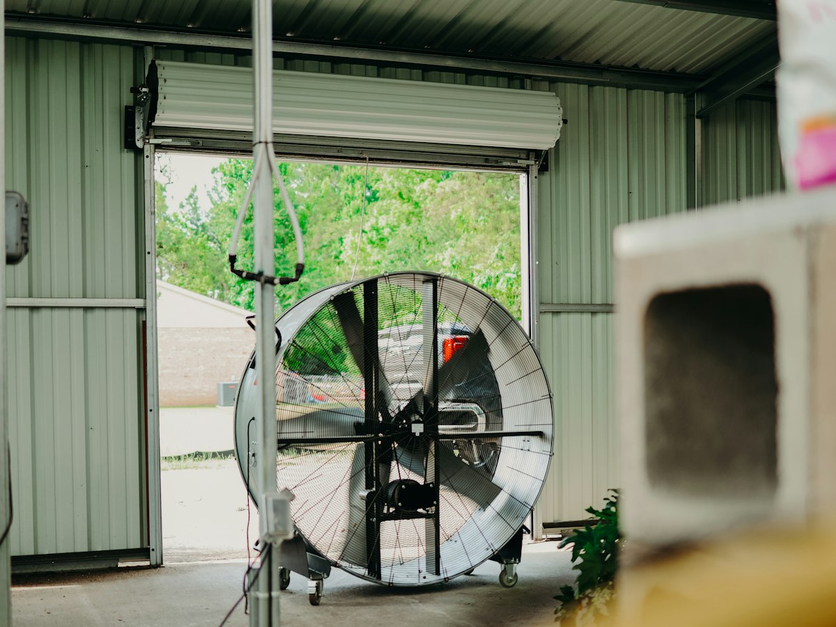 Belt drive exhaust fan
