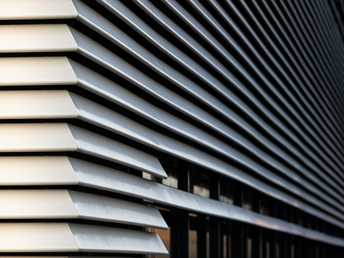 Louvers & Dust Traps